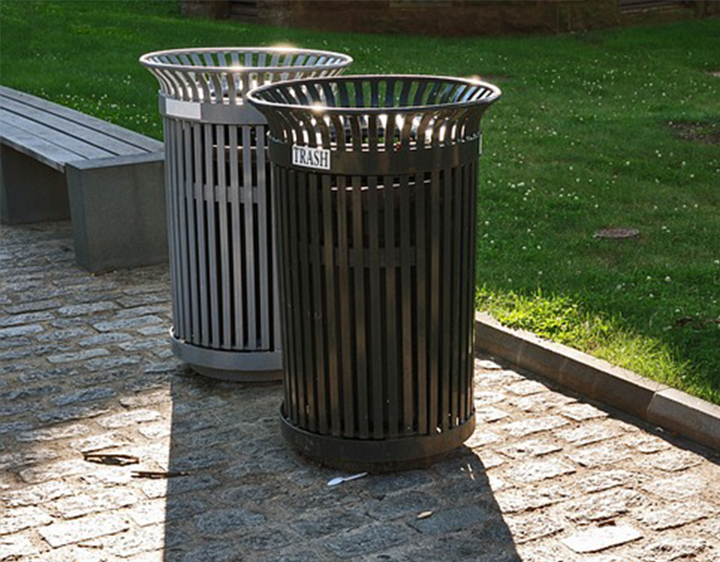 Commercial Trash Cans